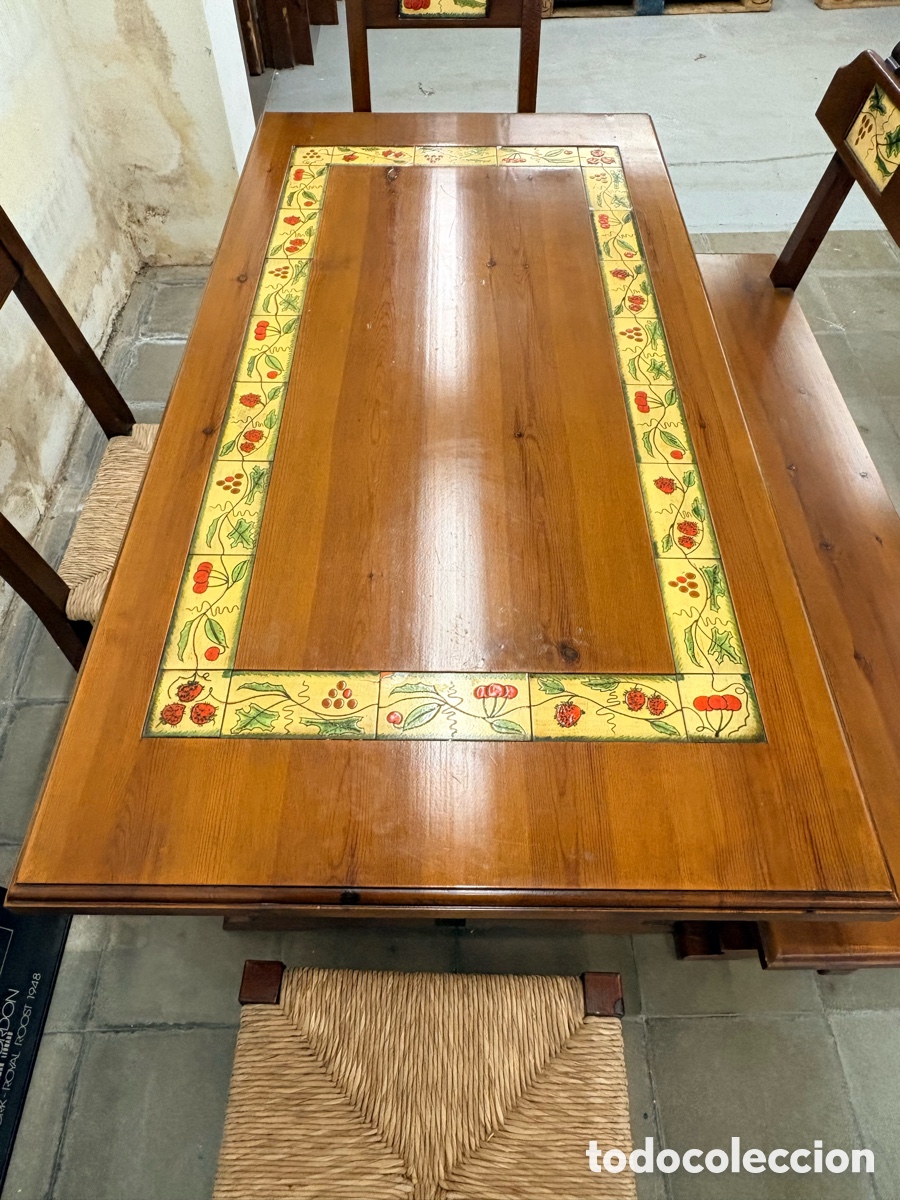 Antig&uuml;edades: Mesa de madera maziza con azulejos de la Bisbal - Foto 9