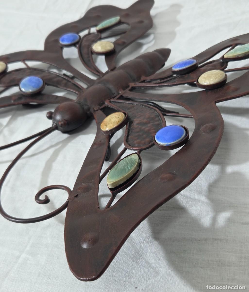 Antig&uuml;edades: Mariposa de chapa y ceramica - Foto 13