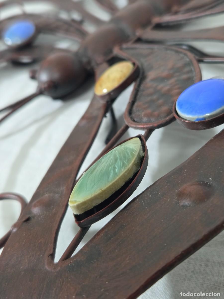 Antig&uuml;edades: Mariposa de chapa y ceramica - Foto 14