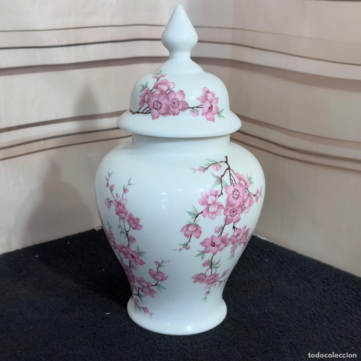 Antig&uuml;edades: Jarr&oacute;n de Porcelana de Colecci&oacute;n - Foto 1