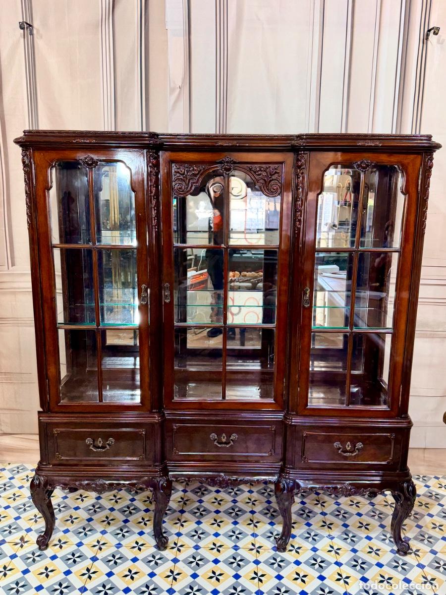 Antig&uuml;edades: Elegante vitrina de caoba - Foto 3