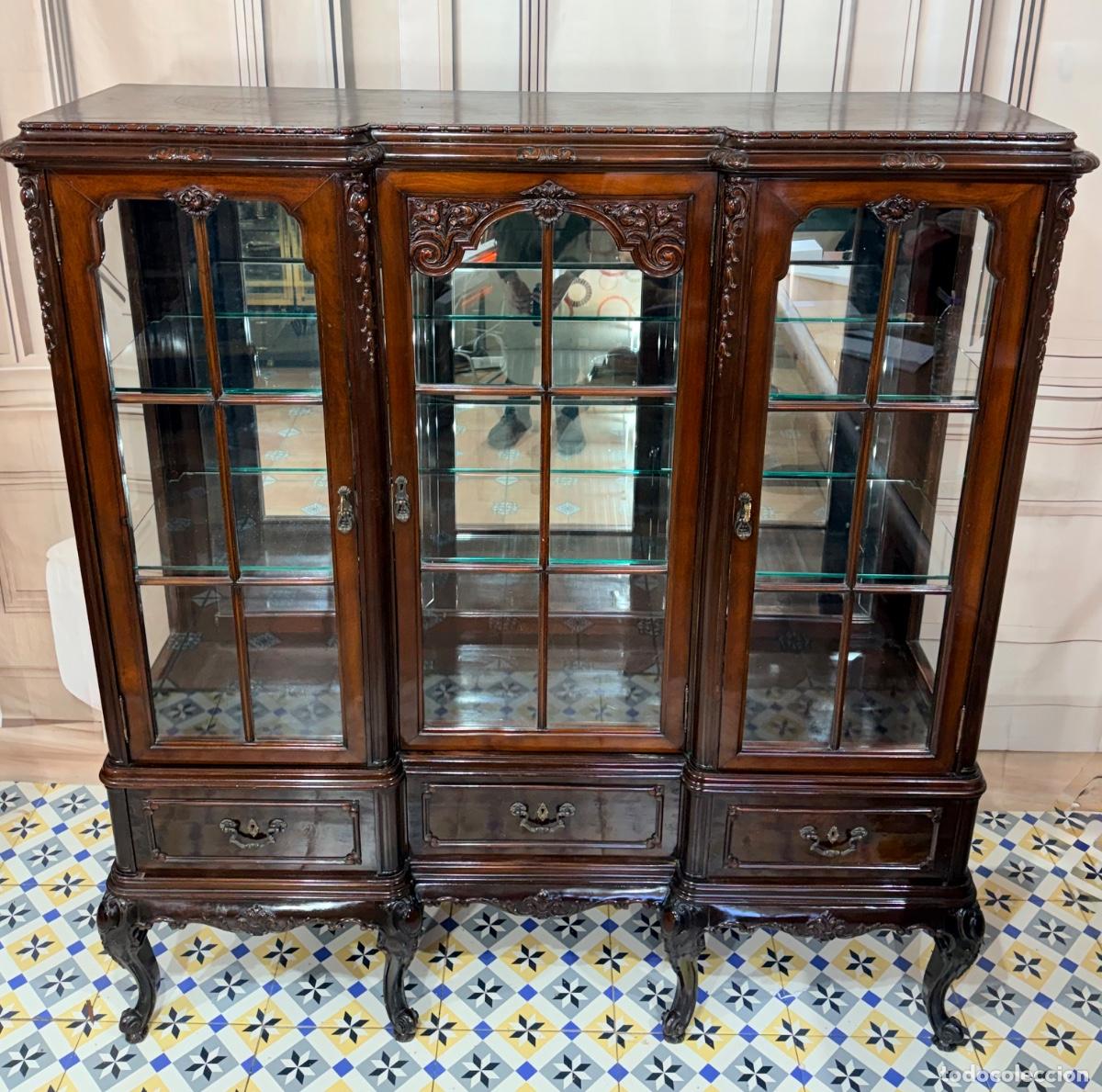 Antig&uuml;edades: Elegante vitrina de caoba - Foto 7