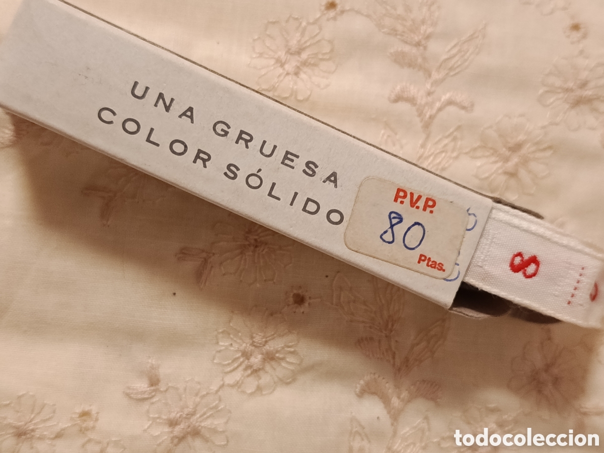 Antig&uuml;edades: 4 Cajitas de cinta de numerar ropa - Foto 6