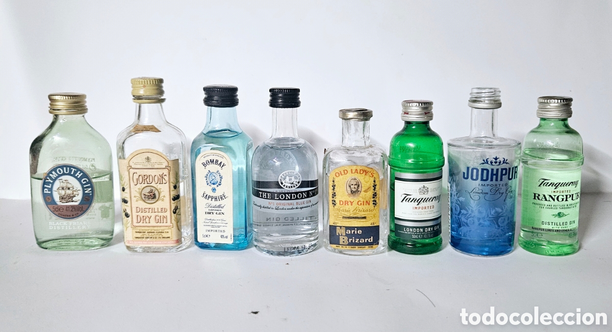 Antig&uuml;edades: Lote 8 botellitas Gin - Foto 1