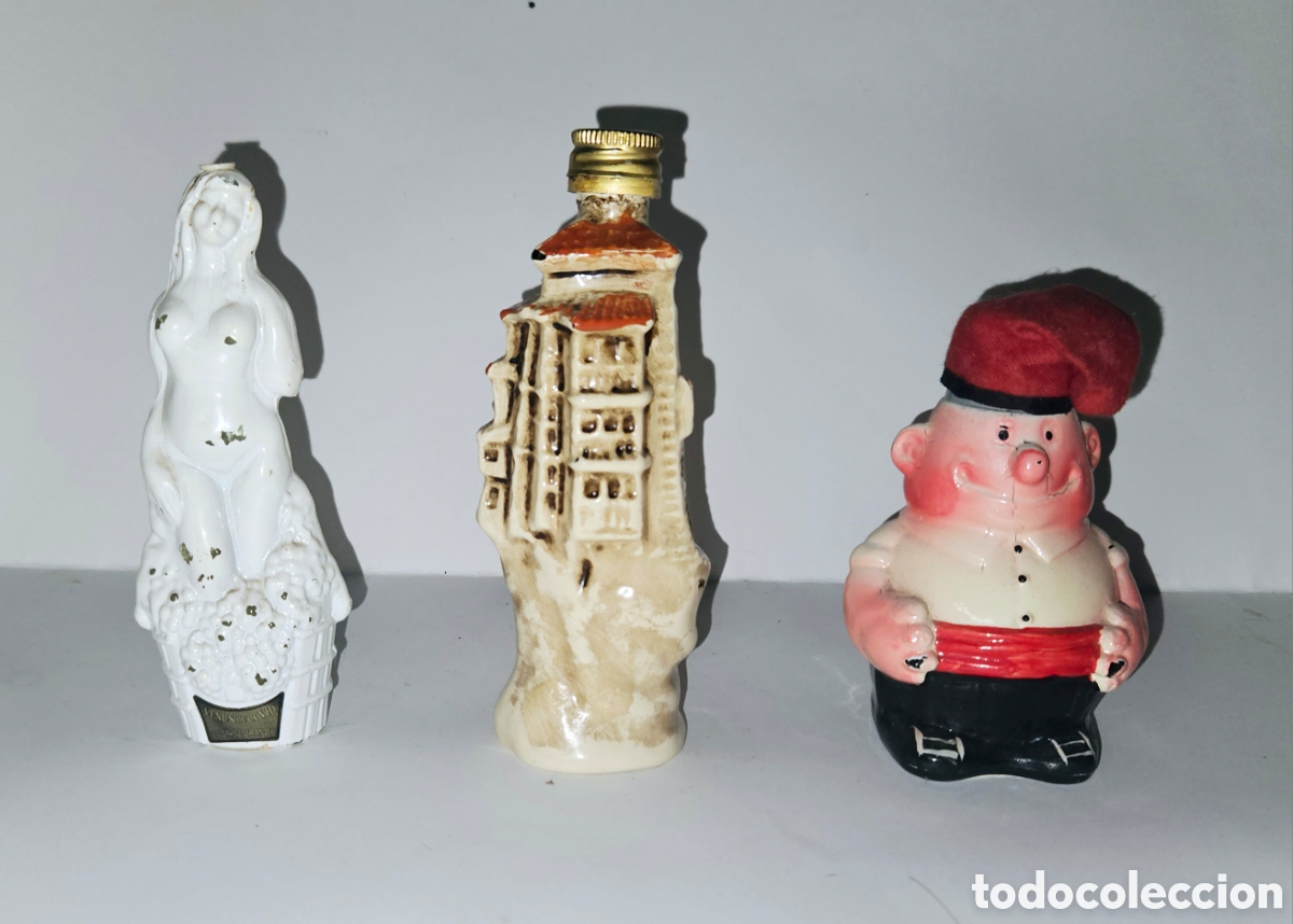 Antig&uuml;edades: Lote 3 botellitas licor - Foto 1