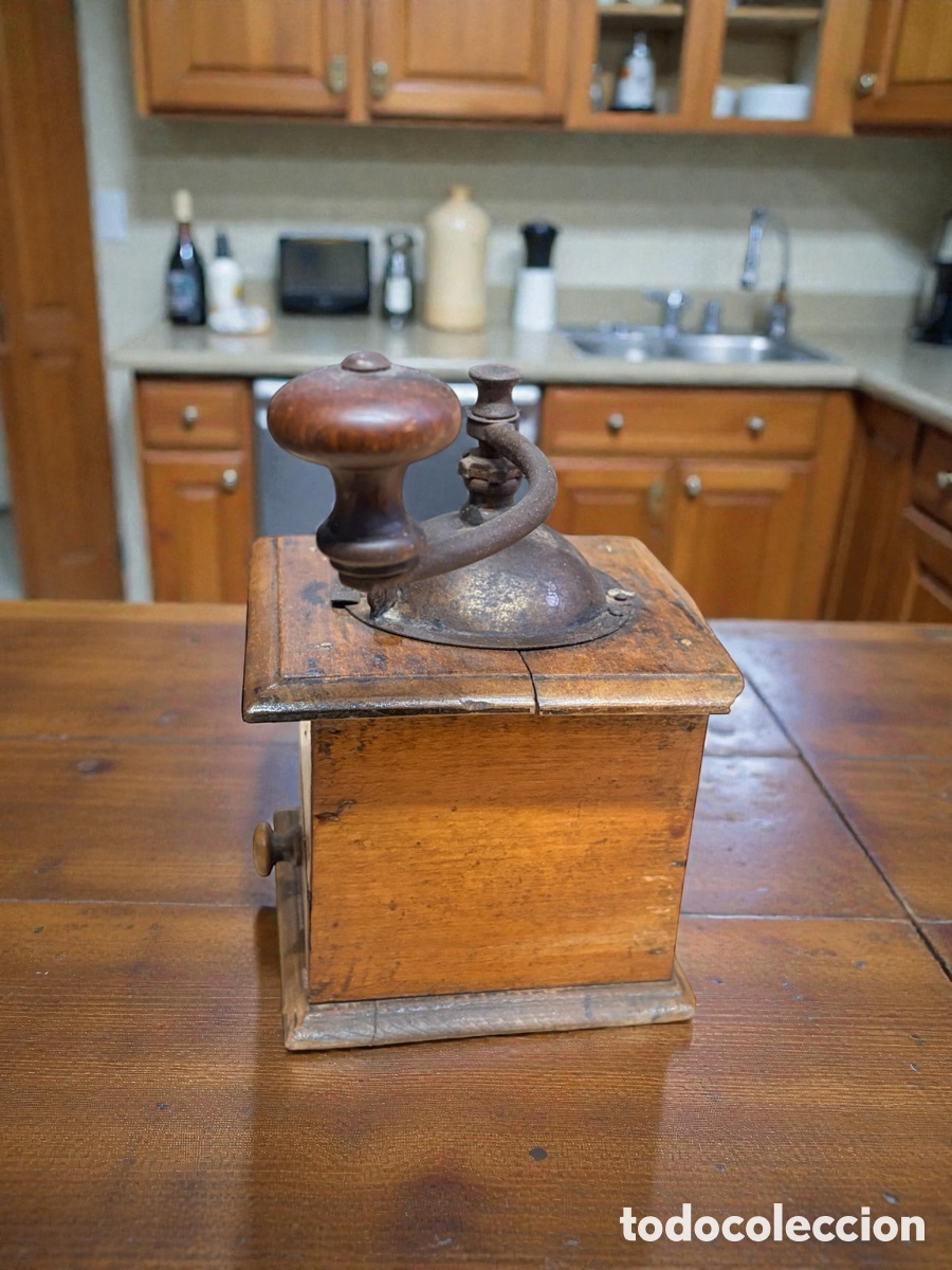 Antig&uuml;edades: Antiguo molinillo de caf&eacute; - Foto 4