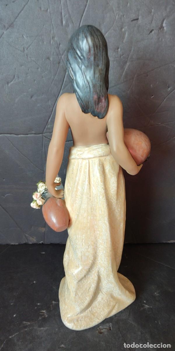 Antig&uuml;edades: Joven aguadora con 2 c&aacute;ntaros Lladro de gres - Foto 2