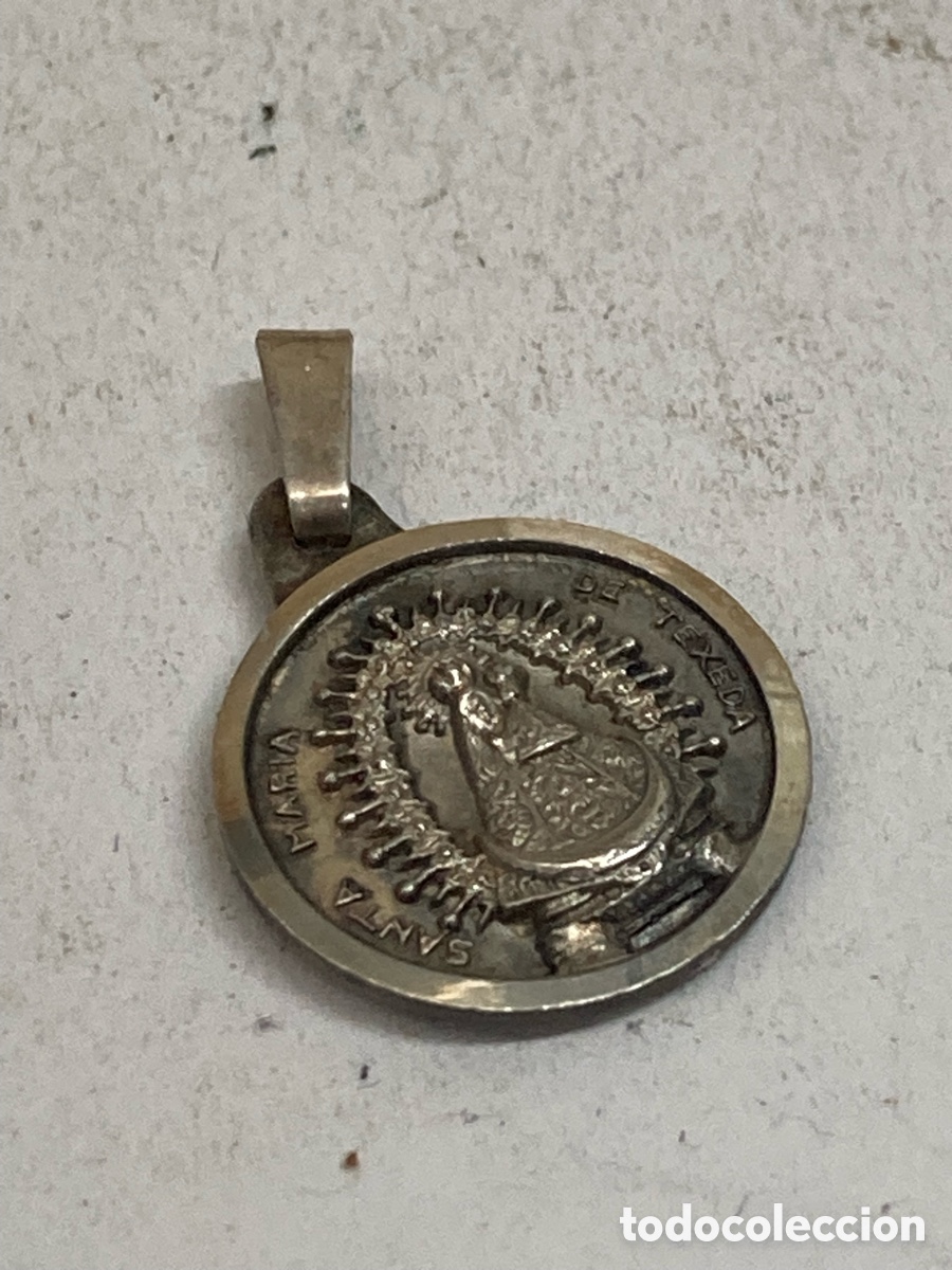 Antig&uuml;edades: Medalla de plata religiosa C558 - Foto 1