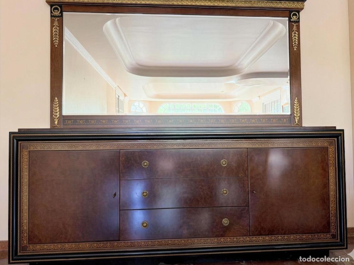 Antiquit&auml;ten: Aparador y Espejo de Lujo de la Firma Mariner, Estilo Neocl&aacute;sico