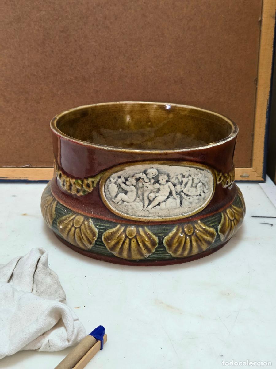 Antig&uuml;edades: macetero de ceramica antigua - Foto 1