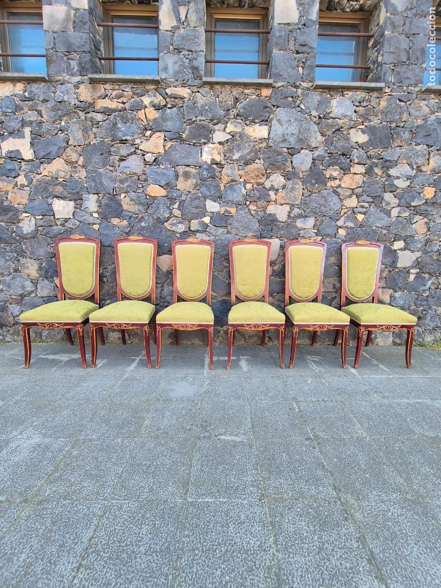 Antig&uuml;edades: Siller&iacute;a Modernista - 6 Sillas - Talla de Madera de Caoba, Dorada - Tapicer&iacute;a en Buen Estado