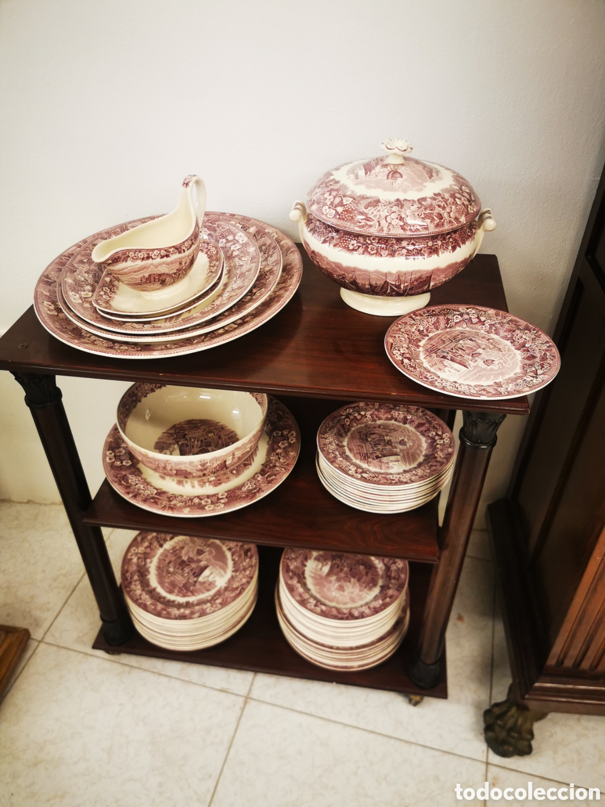 Antig&uuml;edades: Vajilla 56 piezas Wedgood - Foto 1