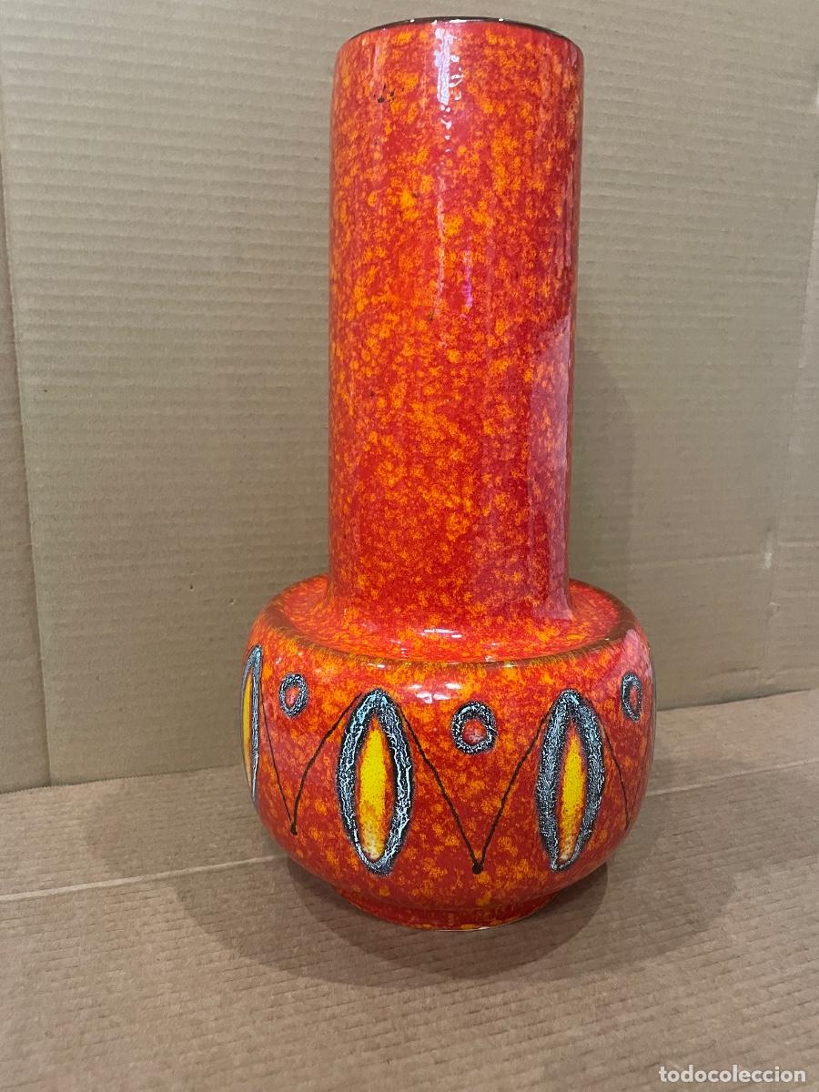 Antig&uuml;edades: ANTIGUO PIE DE LAMPARA CERAMICO A&Ntilde;OS 60/70 - BUEN ESTADO DE CONSERVACI&Oacute;N - 38 CM. ALTURA 21 CM. BASE