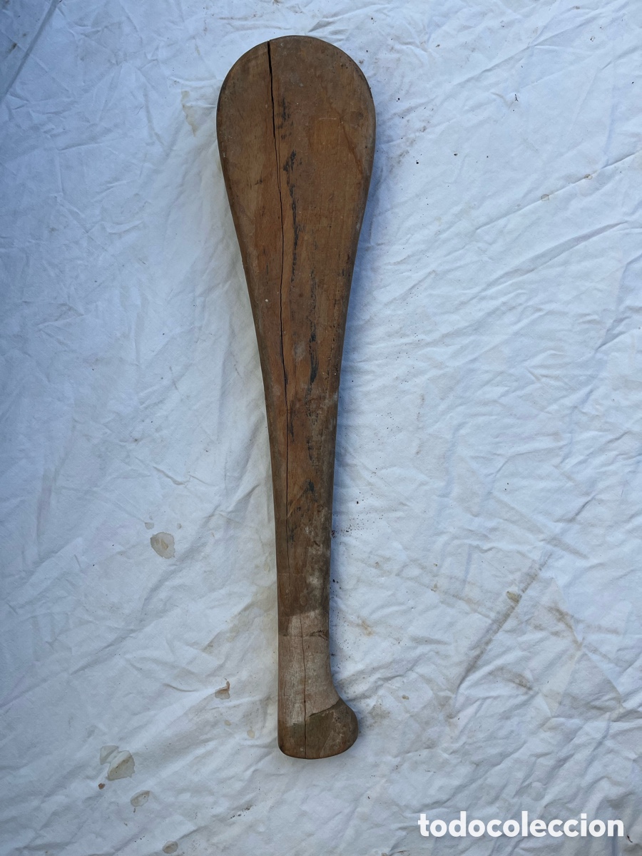 Antig&uuml;edades: Pala/ esp&aacute;tula grande de madera
