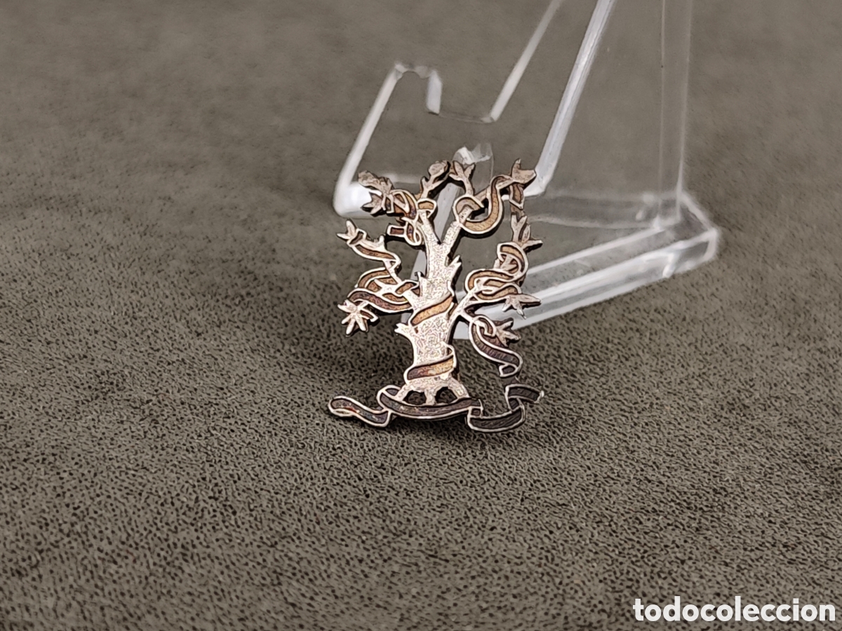 Antig&uuml;edades: Antigua Insignia de Plata del Arbol de la Ciencia