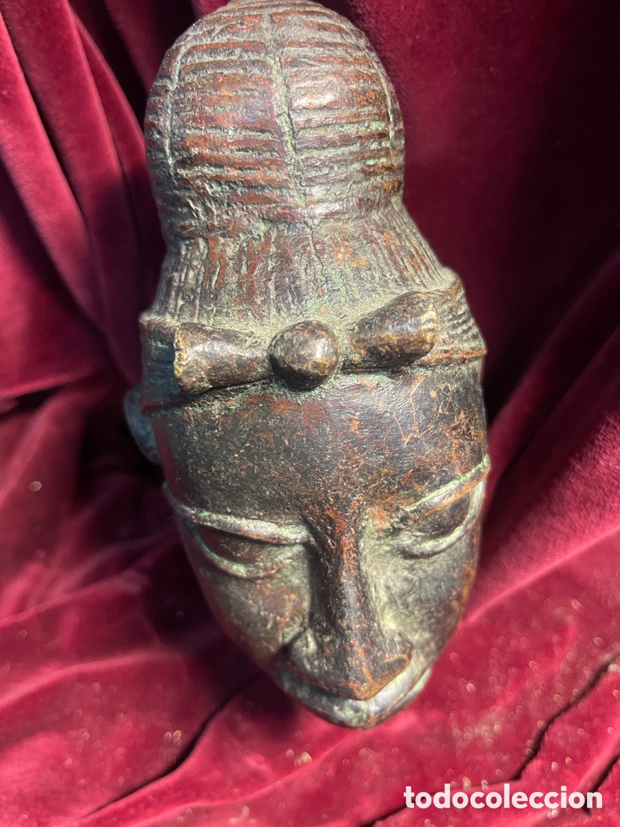 Antig&uuml;edades: Cabeza en bronce Nigeria Ben&iacute;n - Foto 1
