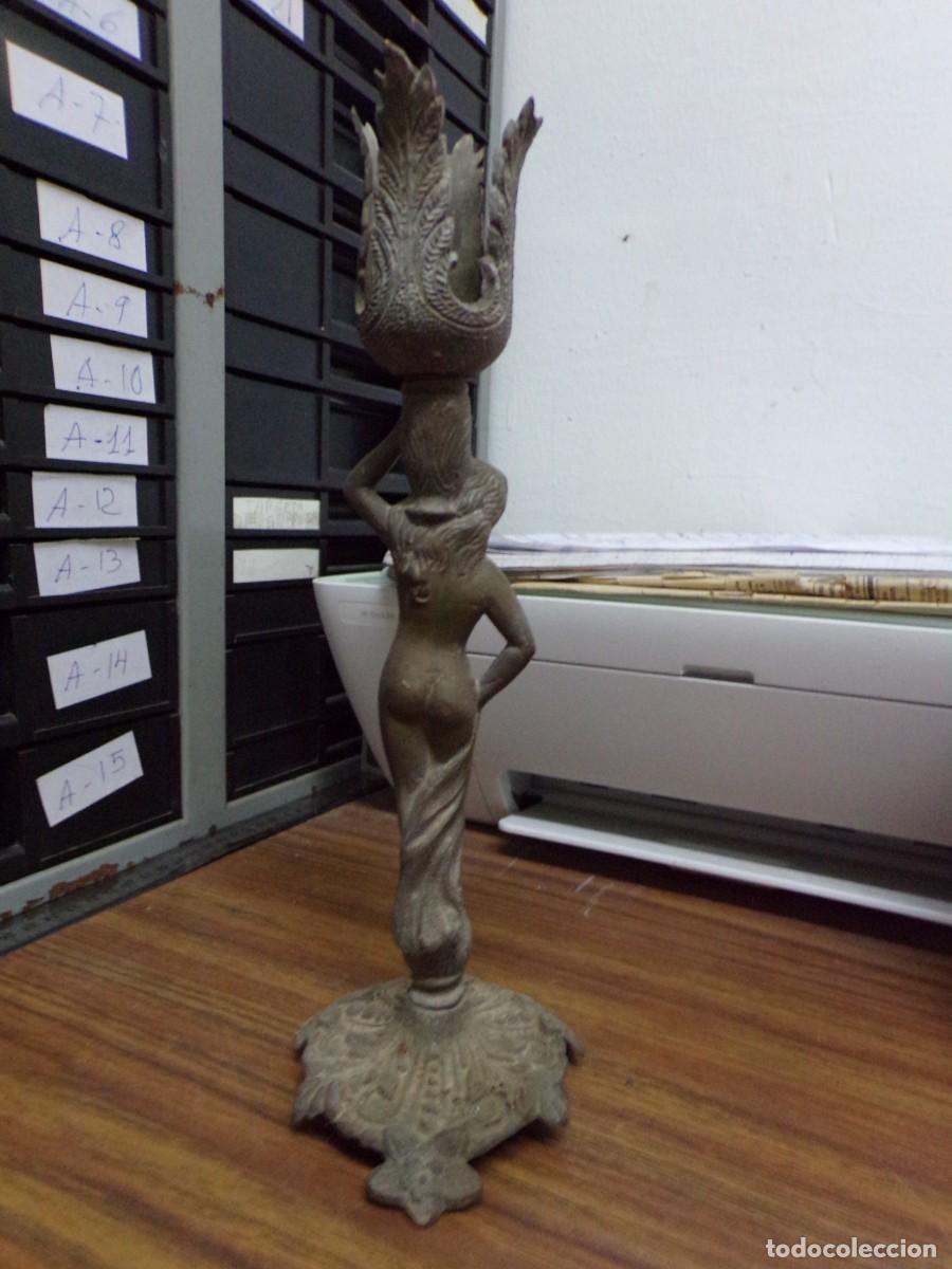 Antig&uuml;edades: ESTAMOS LIQUIDANDO. lampara de mesa de bronce - Foto 7