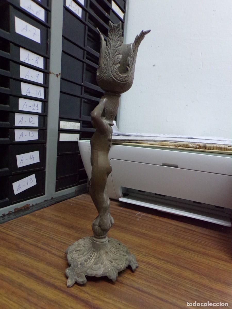 Antig&uuml;edades: ESTAMOS LIQUIDANDO. lampara de mesa de bronce - Foto 8