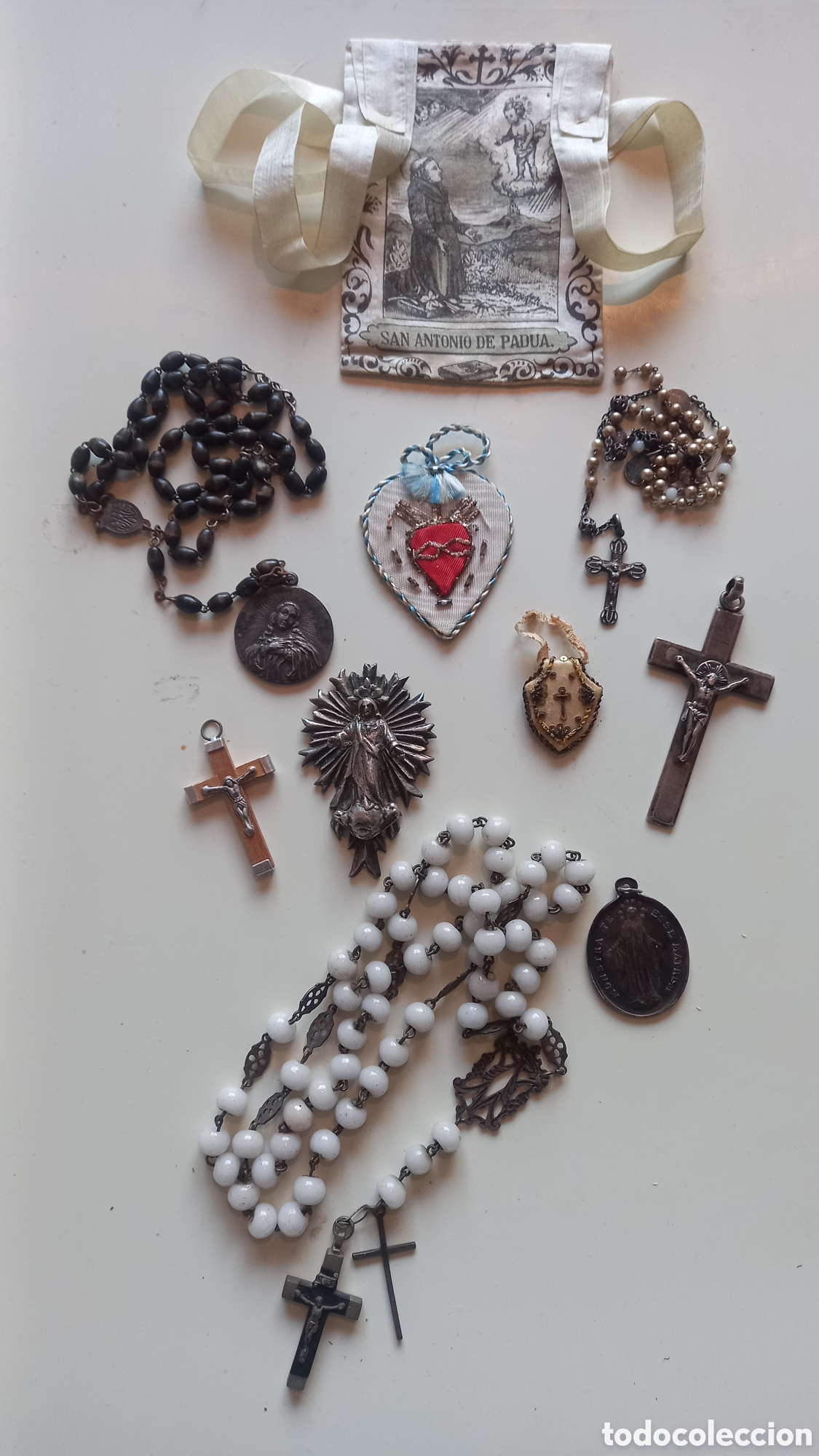 Antig&uuml;edades: Lote antiguos objetos religiosos - Foto 1
