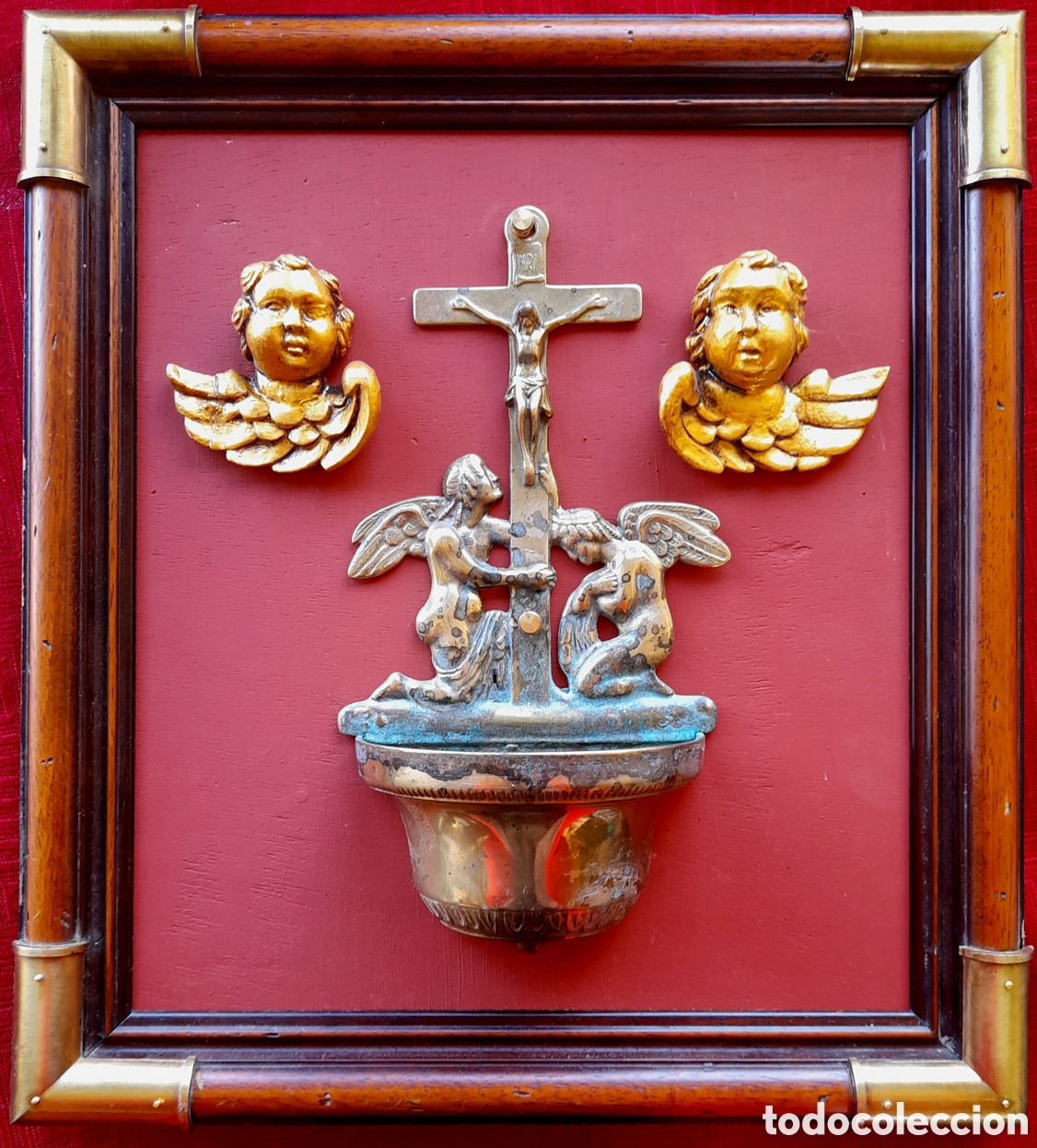 Antig&uuml;edades: Antigua Benditera Bronce enmarcada. - Foto 1