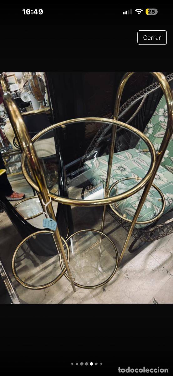Antig&uuml;edades: Estante dorado y cristal - Foto 2