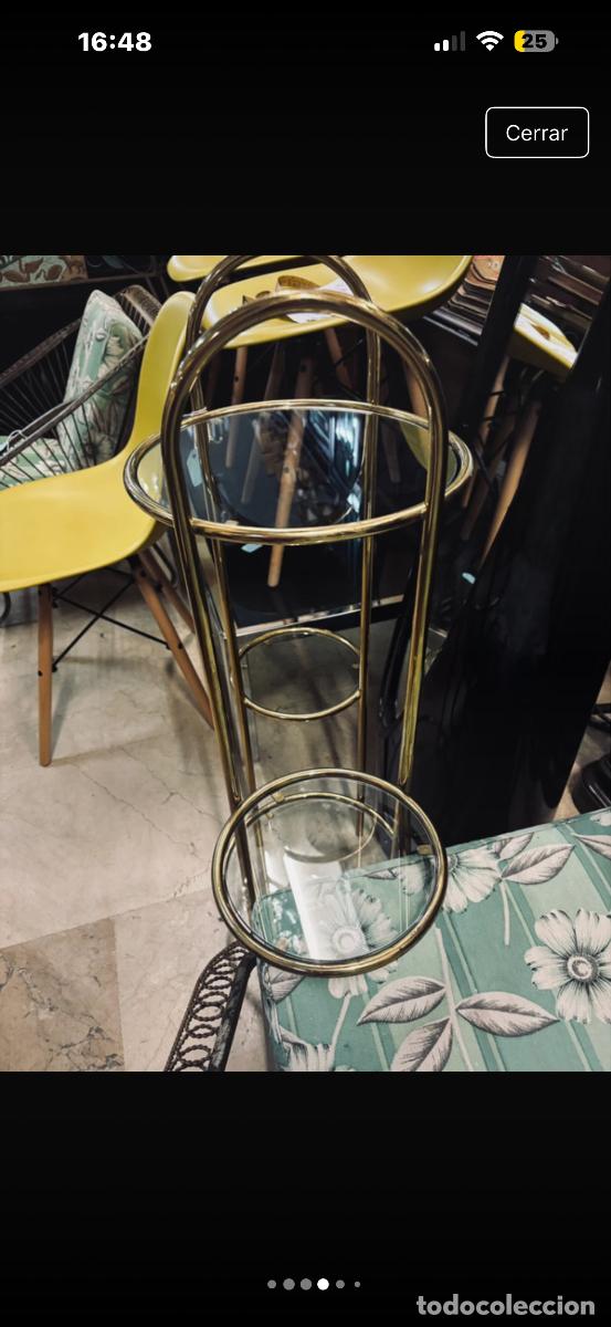 Antig&uuml;edades: Estante dorado y cristal - Foto 4