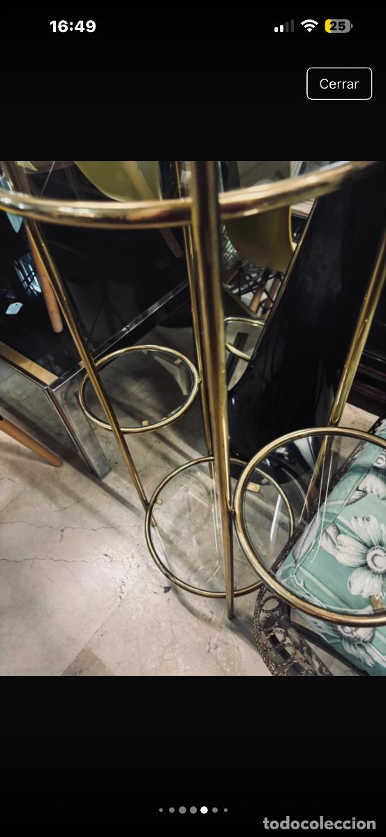 Antig&uuml;edades: Estante dorado y cristal - Foto 5