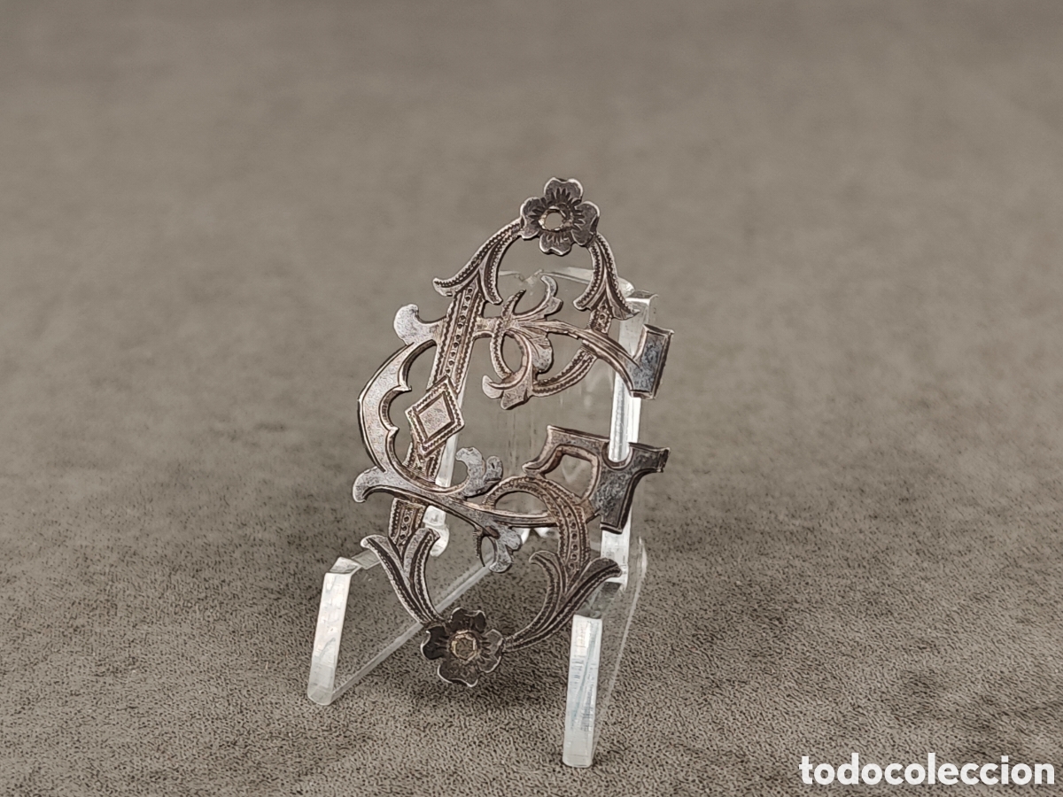 Antig&uuml;edades: Antiguas Iniciales de Plata - Foto 1