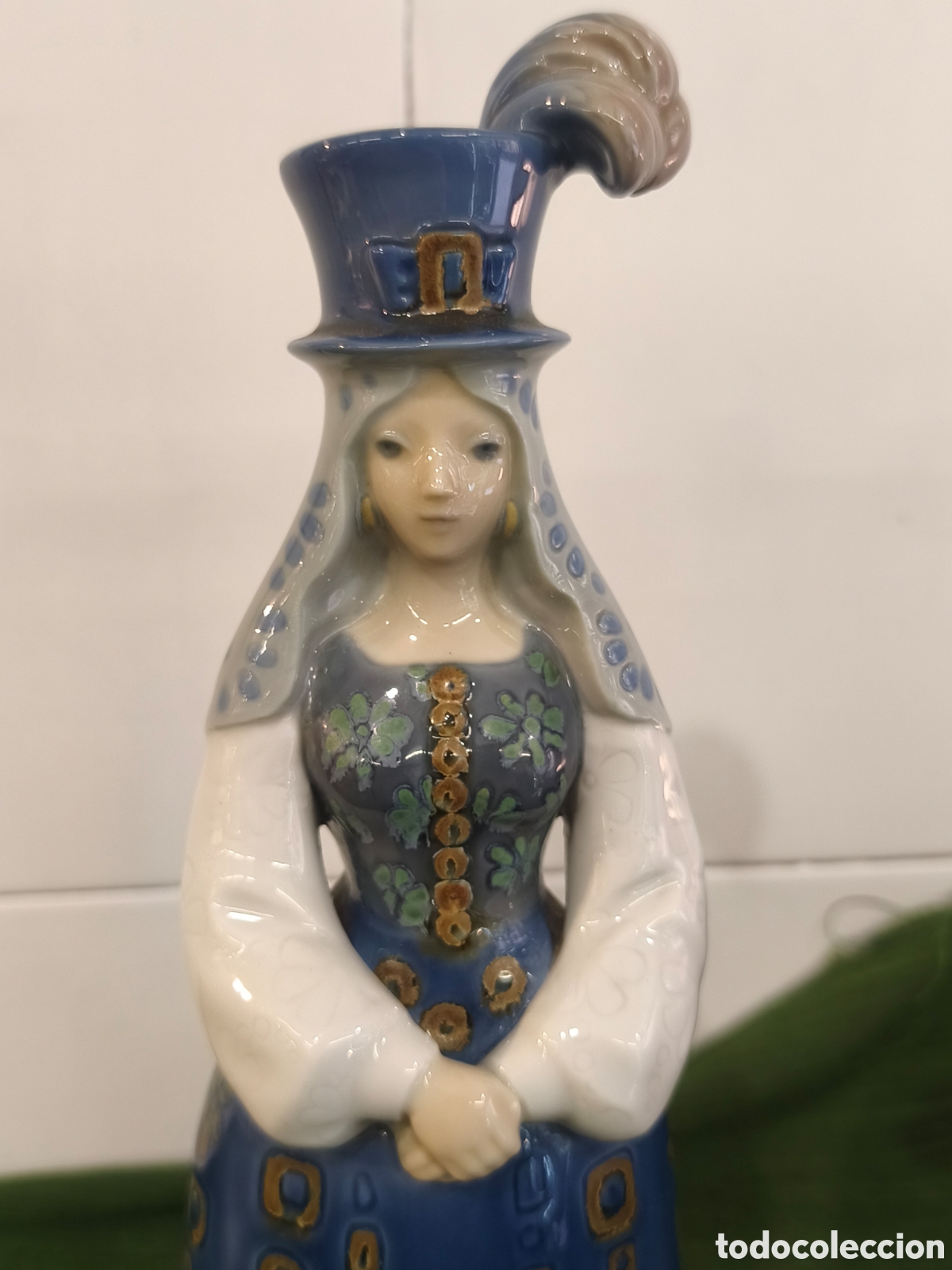 Antig&uuml;edades: Dama solemne de Lladro - Foto 1