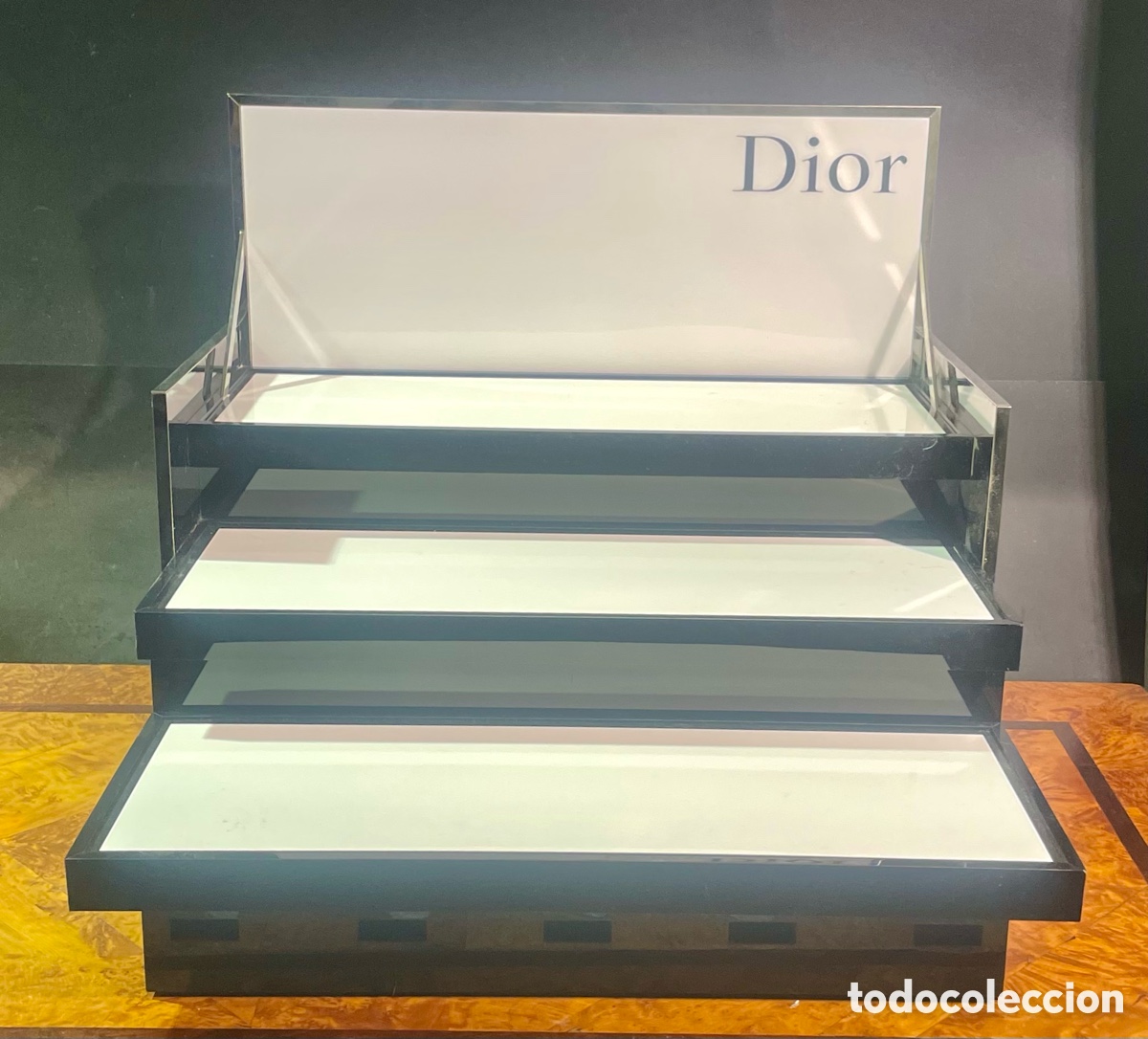 Antig&uuml;edades: Expositor de DIOR para Joyas, Perfumes, etc - Foto 1