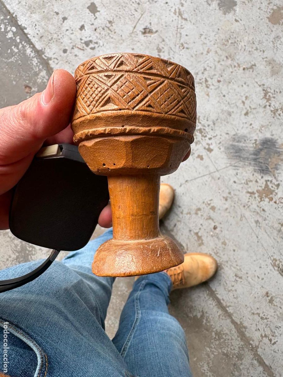 Antig&uuml;edades: precioso c&aacute;liz para liturgia o copa pastoril madera tallada
