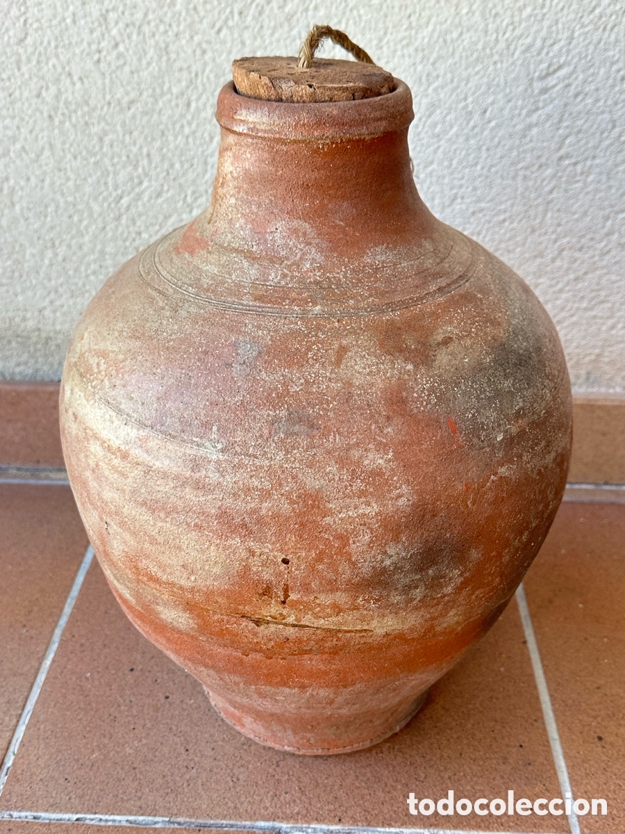 Antig&uuml;edades: C&aacute;ntaro antiguo de barro popular - Foto 4