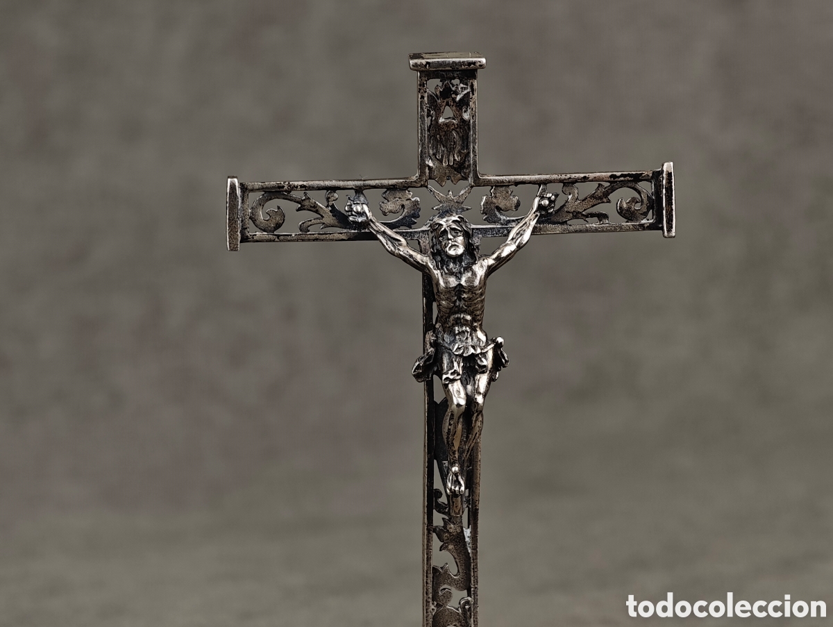 Antig&uuml;edades: Antiguo Crucifijo de Plata - Foto 2
