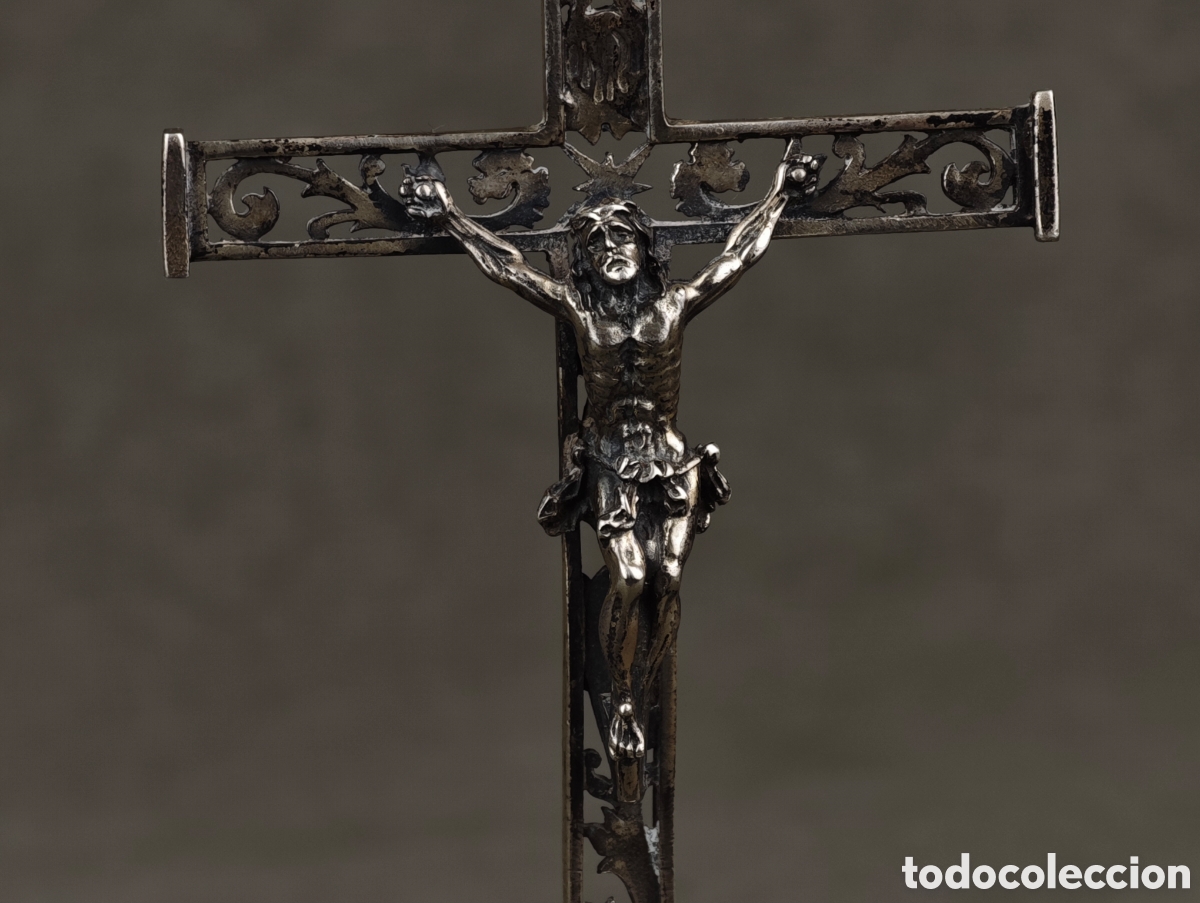 Antig&uuml;edades: Antiguo Crucifijo de Plata - Foto 3
