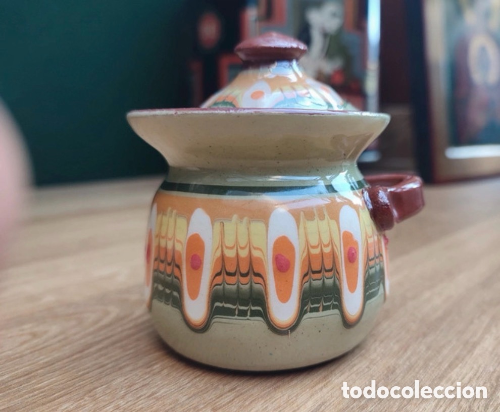 Antiguidades: Peque&ntilde;a olla de cer&aacute;mica tradicional b&uacute;lgara y