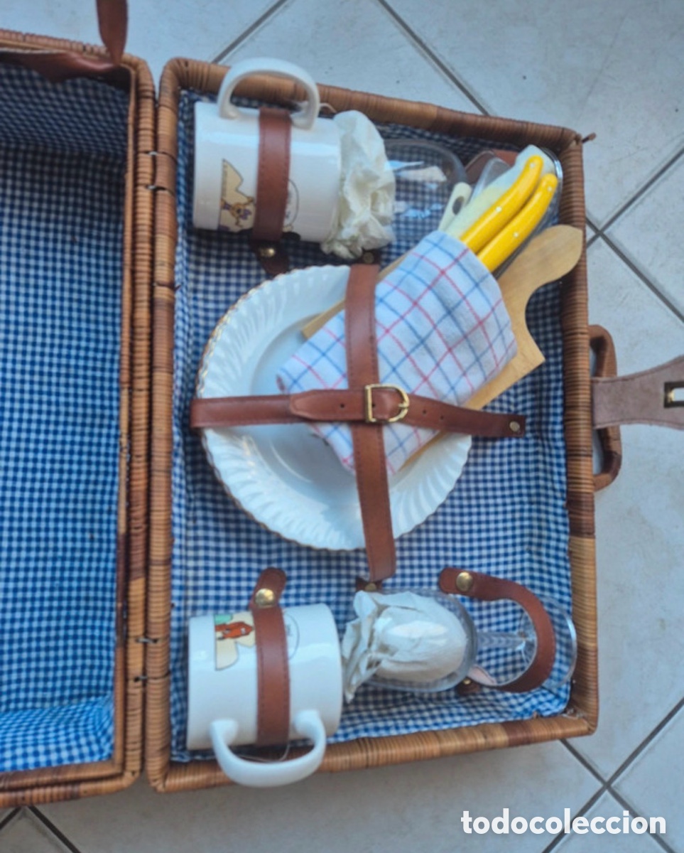 Antig&uuml;edades: Antigua cesta de picnic - Foto 5