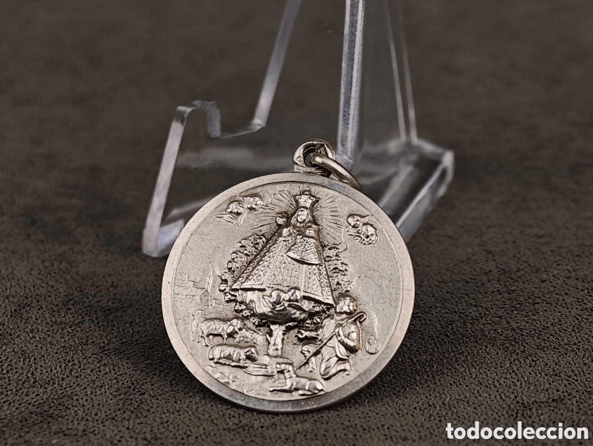 Antig&uuml;edades: Antigua Medalla Religiosa de Plata - Foto 4