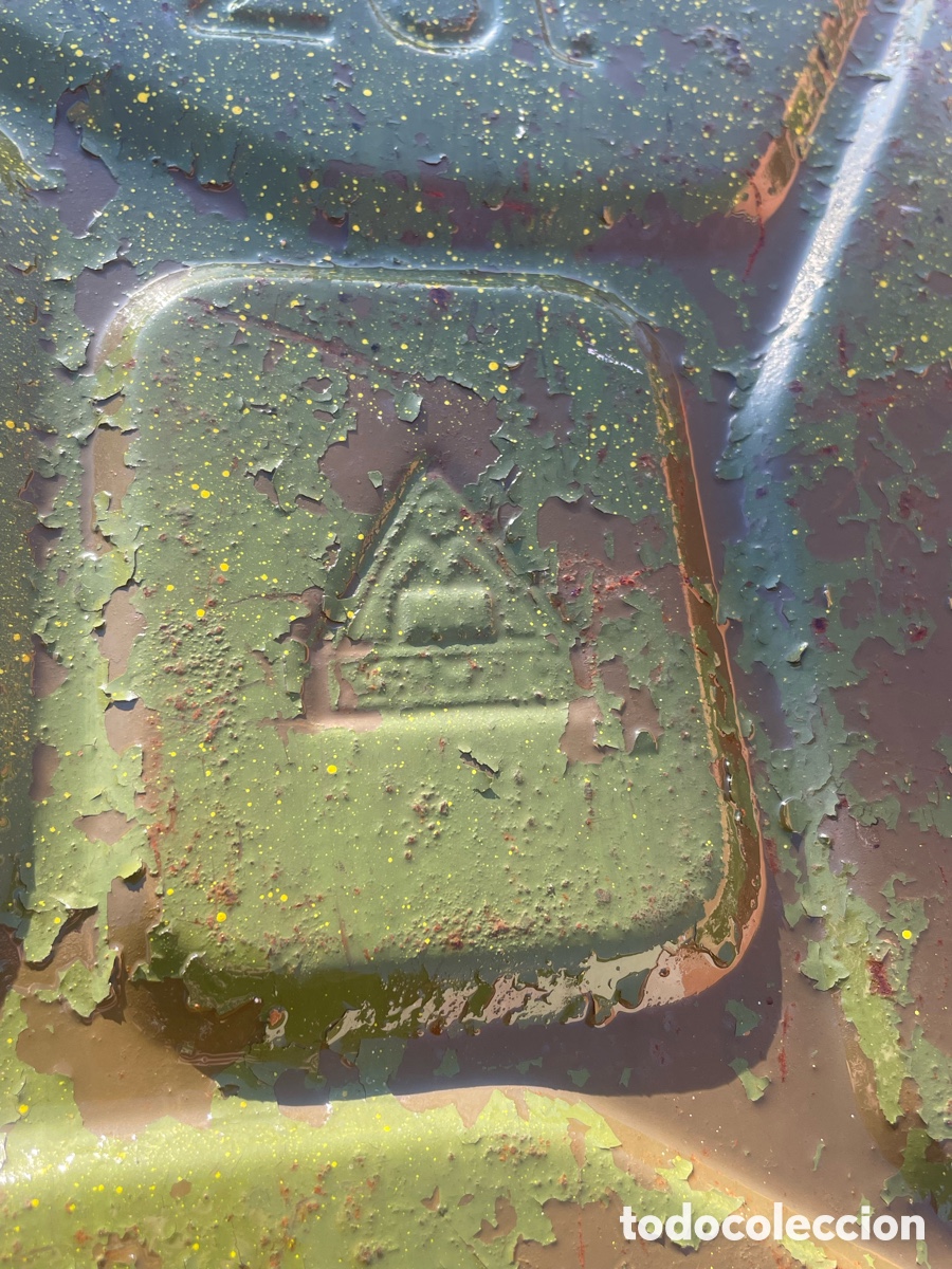 Antig&uuml;edades: Jerrican 20 litros usado - Foto 4