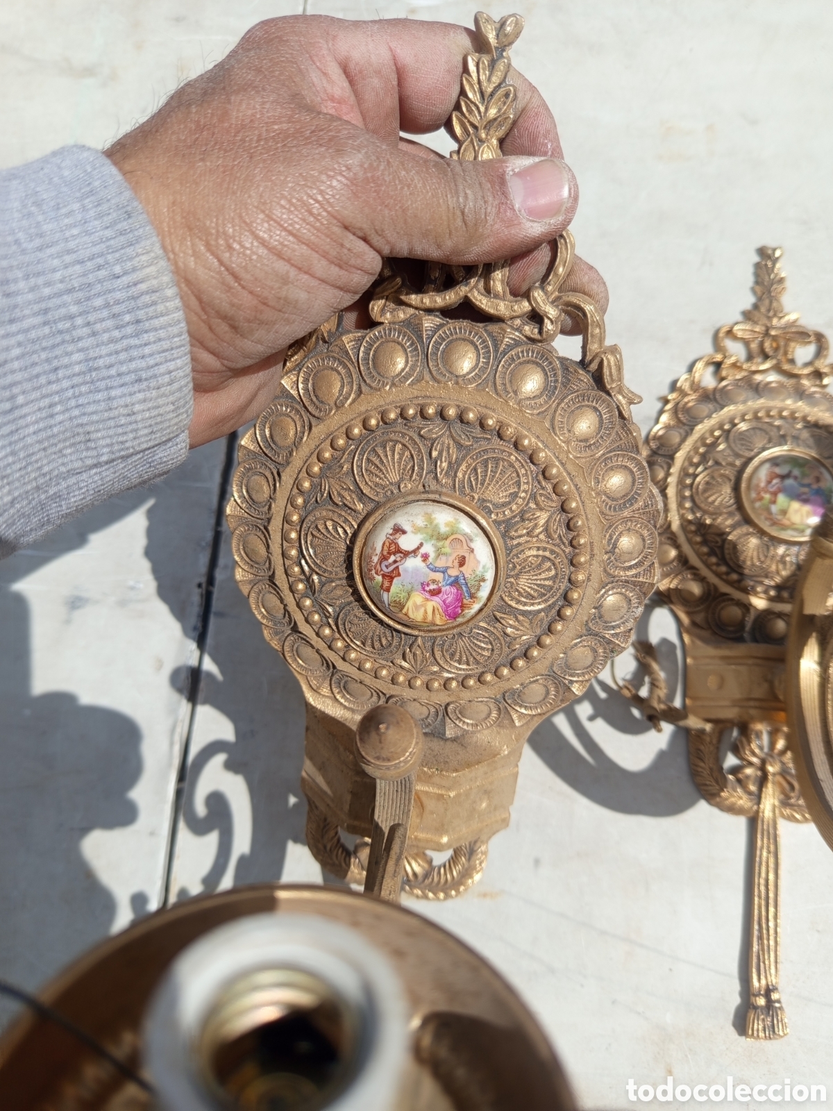 Antig&uuml;edades: Se venden aplique de bronce de limoges - Foto 3