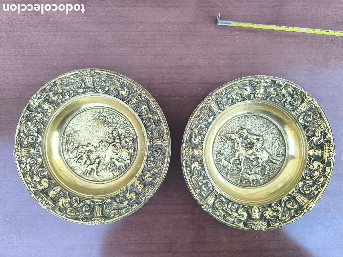 Antig&uuml;edades: Platos decorativos bronce 2700 gramos - Foto 1