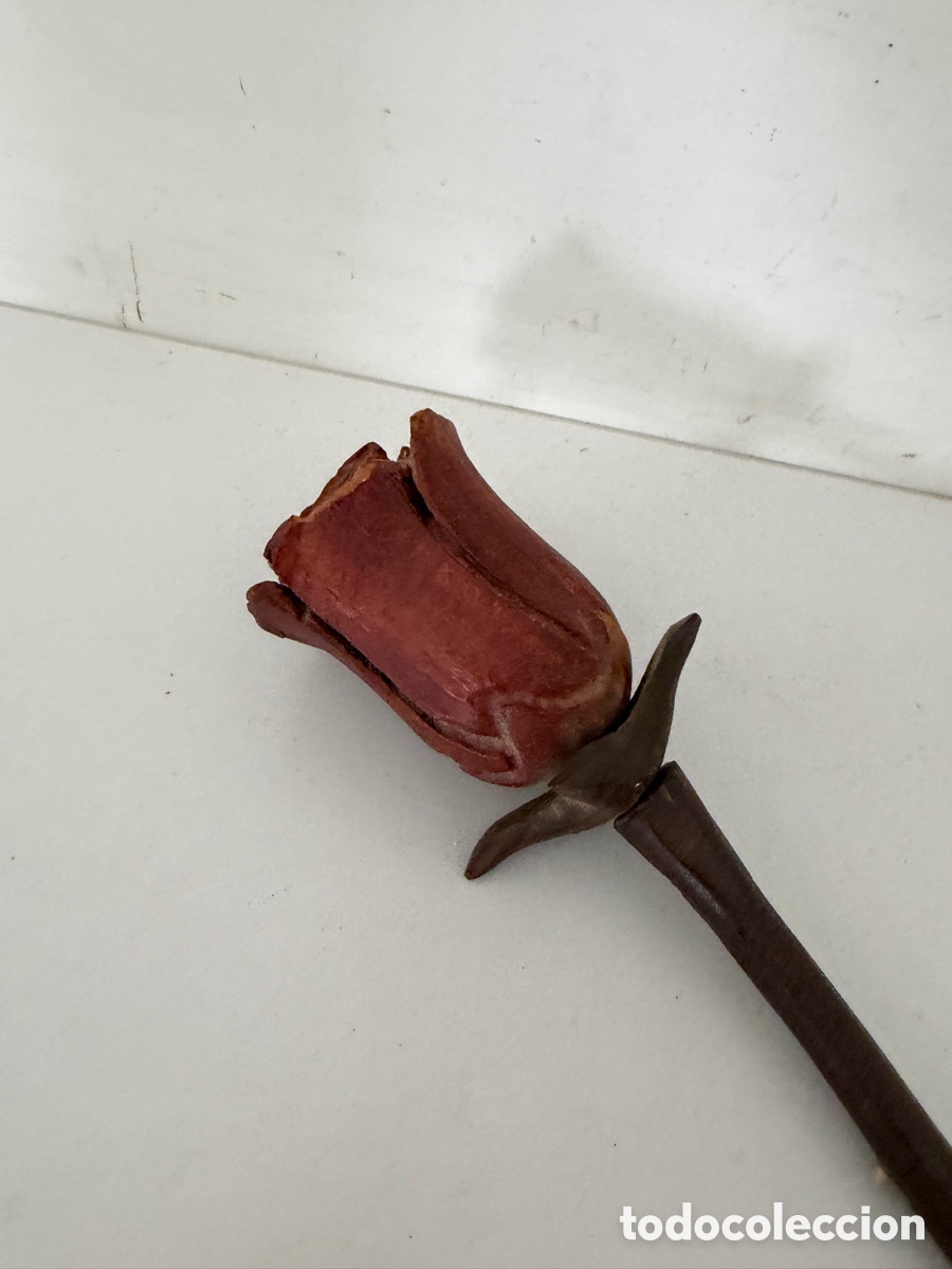 Antig&uuml;edades: Rosa de madera tallada echo a mano - Foto 2