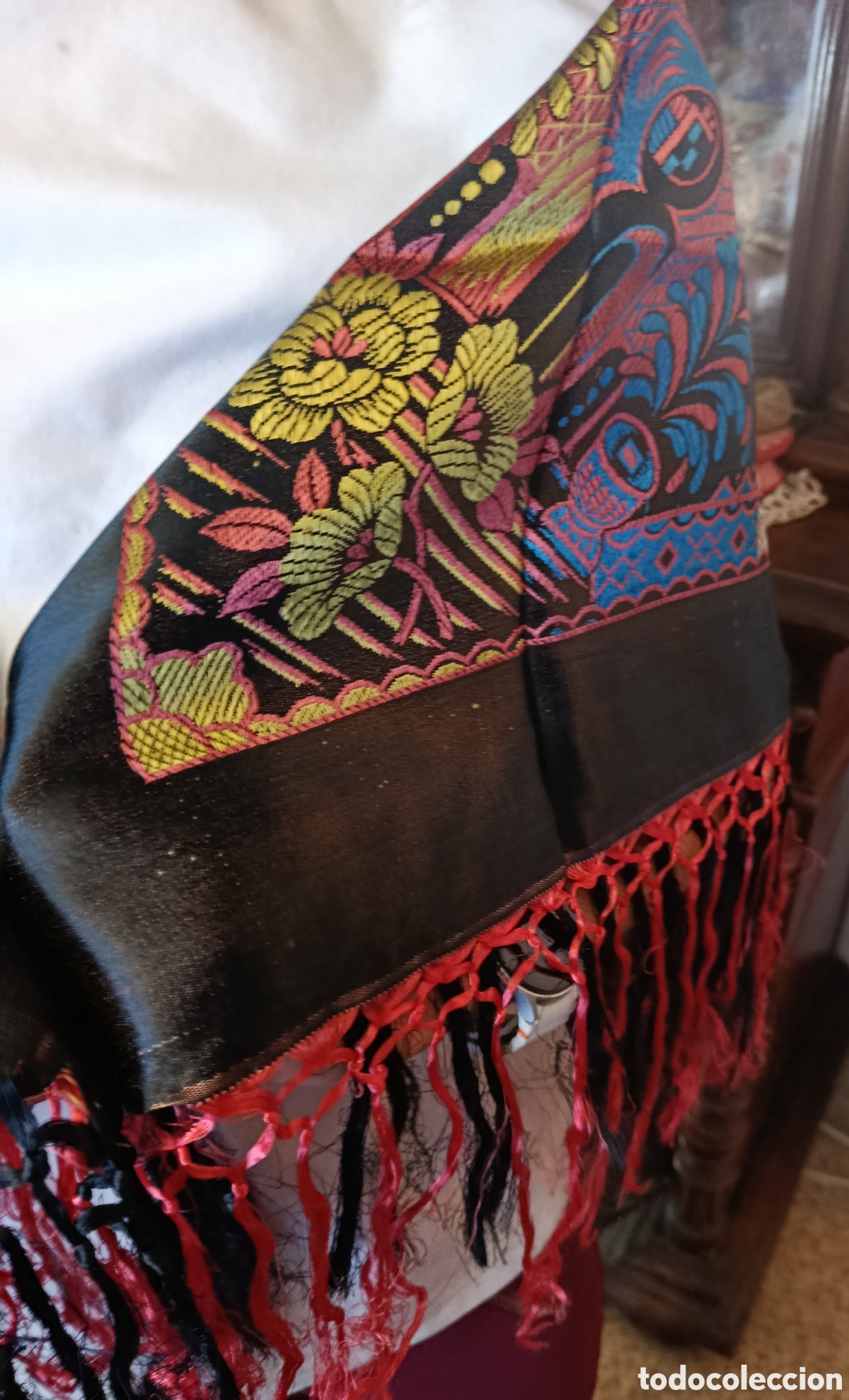 Antig&uuml;edades: Mantilla de Melilla en sedina - Foto 4
