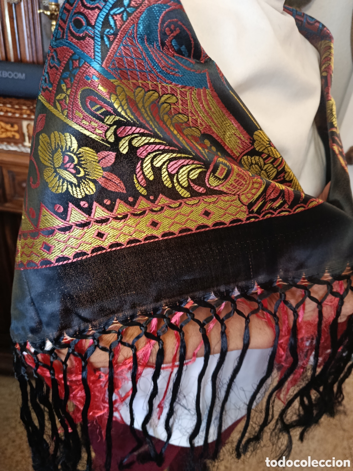 Antig&uuml;edades: Mantilla de Melilla en sedina - Foto 1