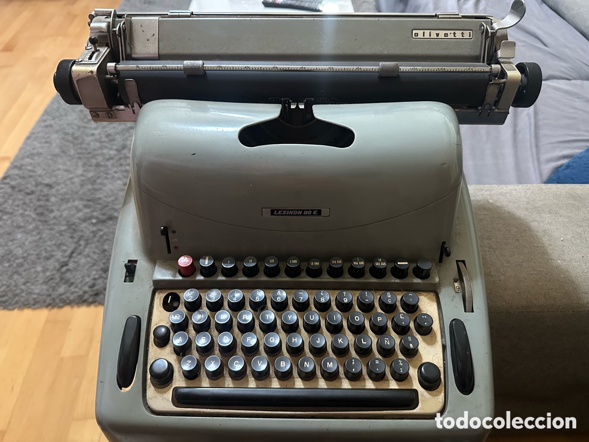 Antig&uuml;edades: M&aacute;quina de escribir Olivetti - Foto 2