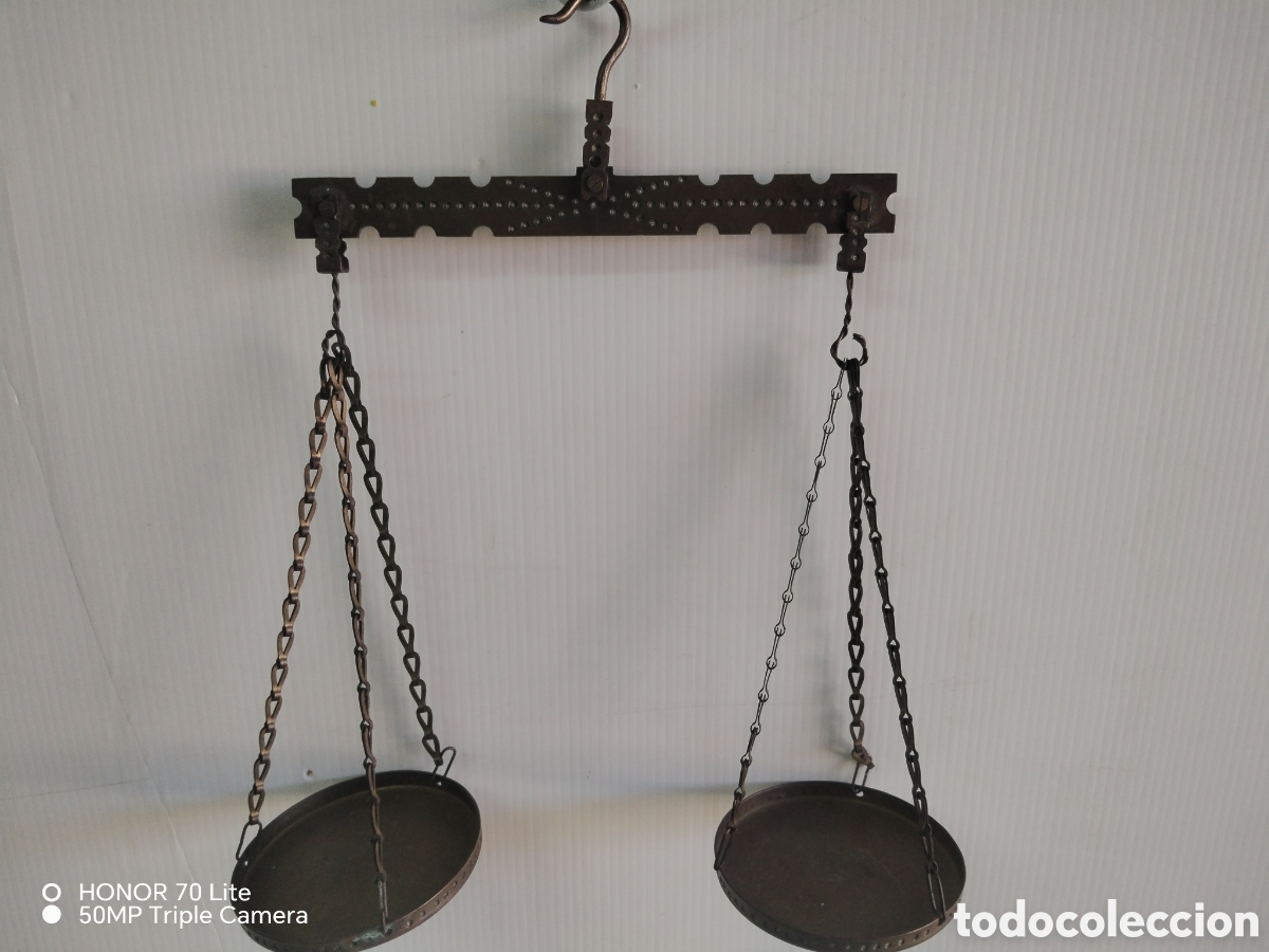 Antig&uuml;edades: Balanza antigua laton y bronce - Foto 4