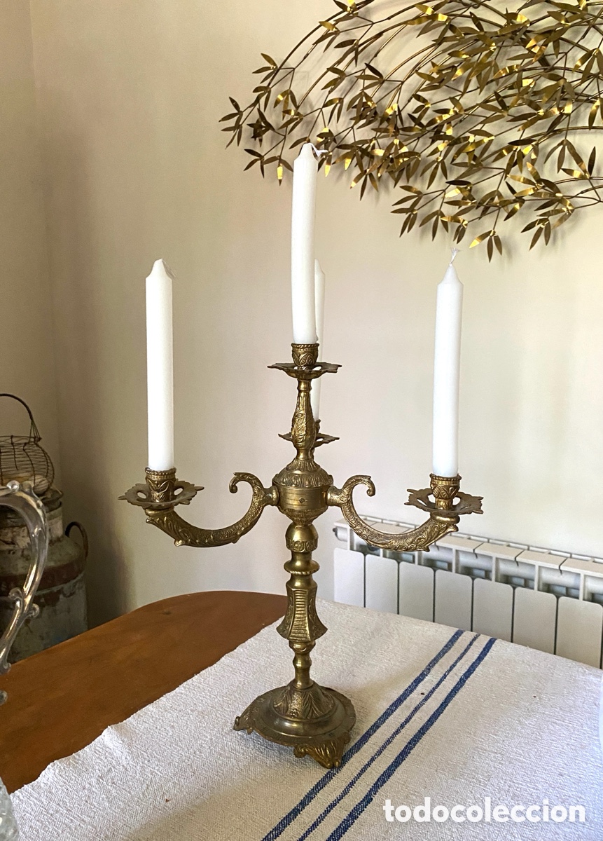 Antig&uuml;edades: Candelabro antiguo de bronce - Foto 1