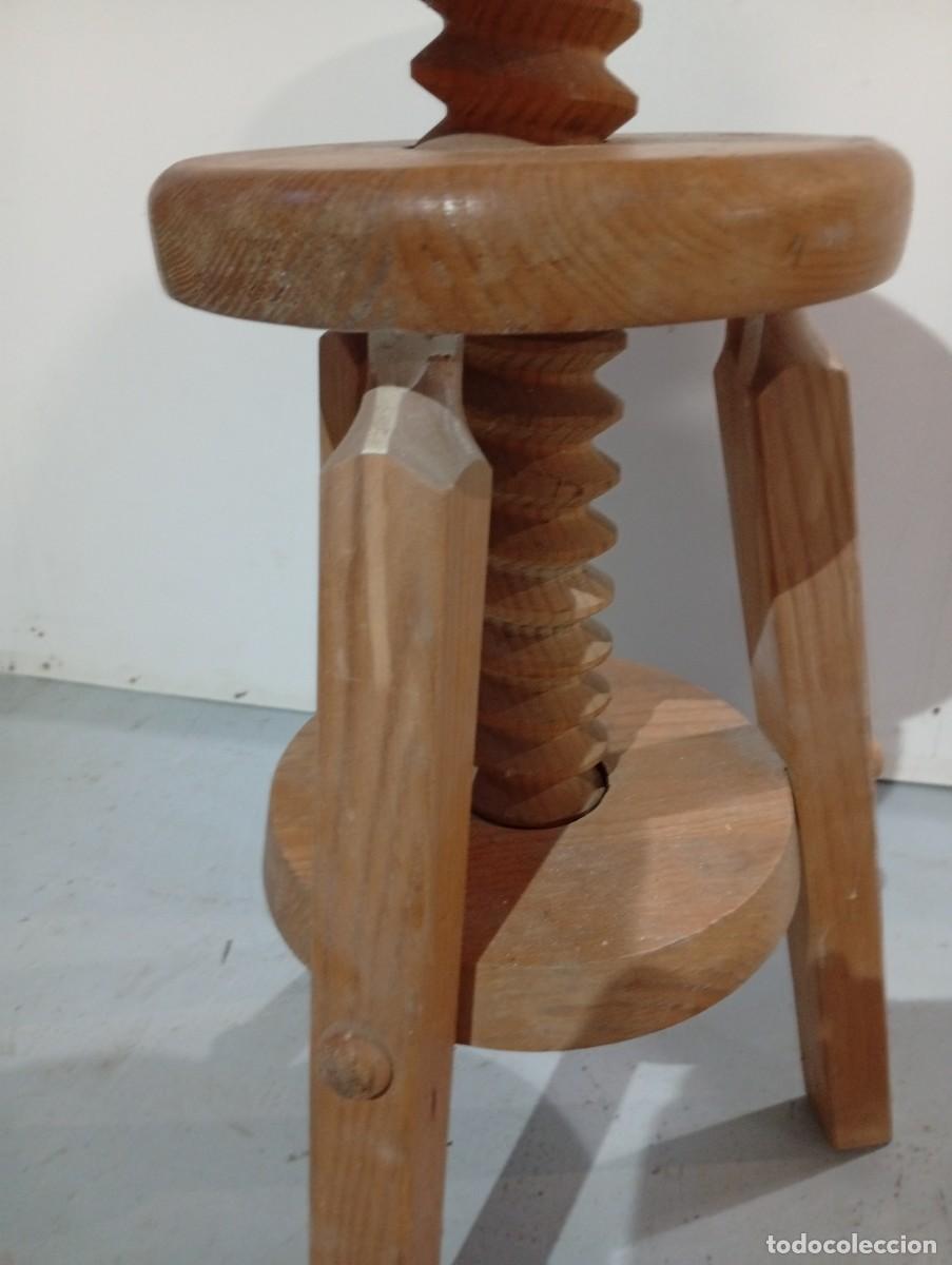Antig&uuml;edades: Taburete de artista de madera - Foto 7