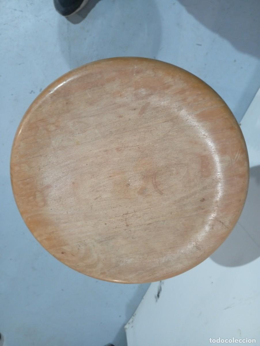 Antig&uuml;edades: Taburete de artista de madera - Foto 8