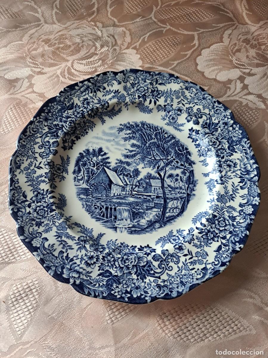 Oggetti Antichi: Plato llano de porcelana mill Stream Johnson Bros , azul.
