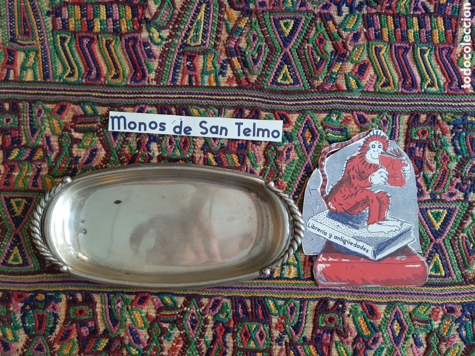 Antig&uuml;edades: Bandeja de plata peque&ntilde;a Silver Argent
